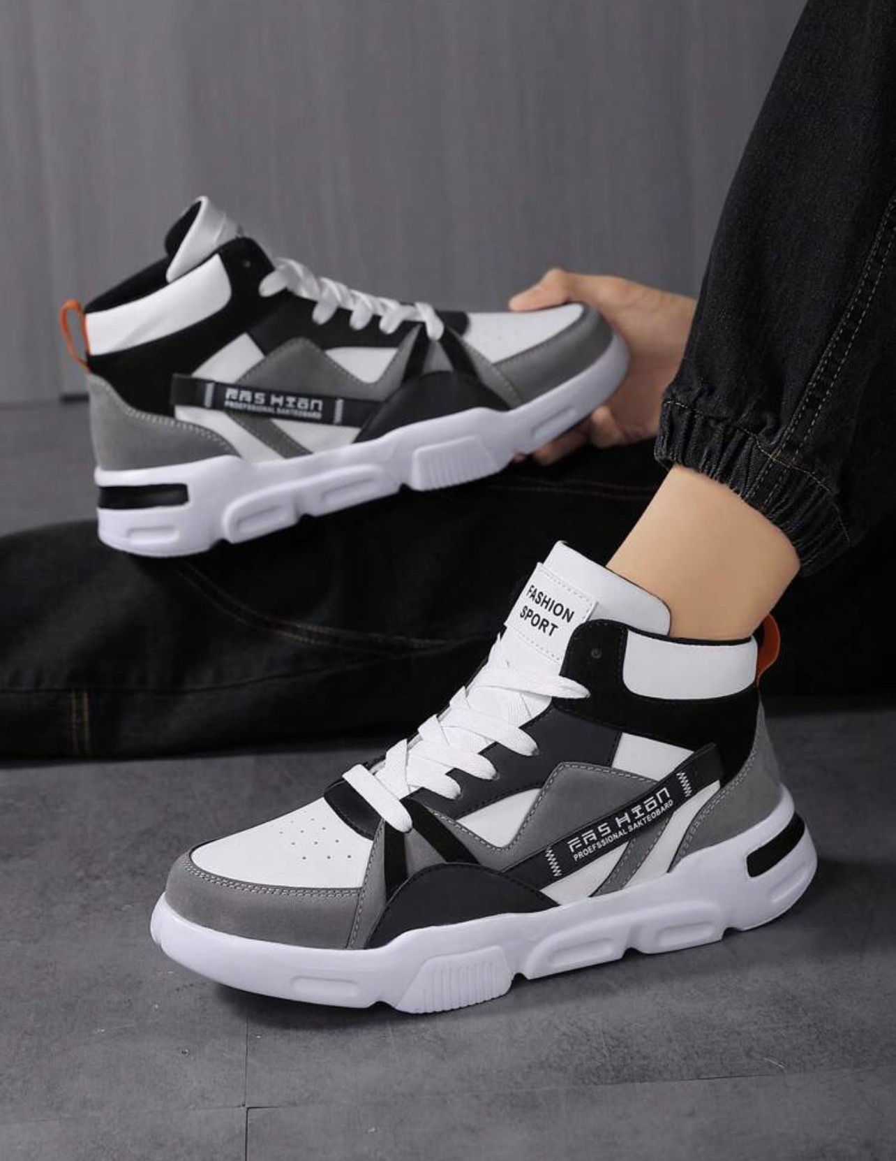 Yamepp Men Lace-Up Sports Chunky Sneakers
