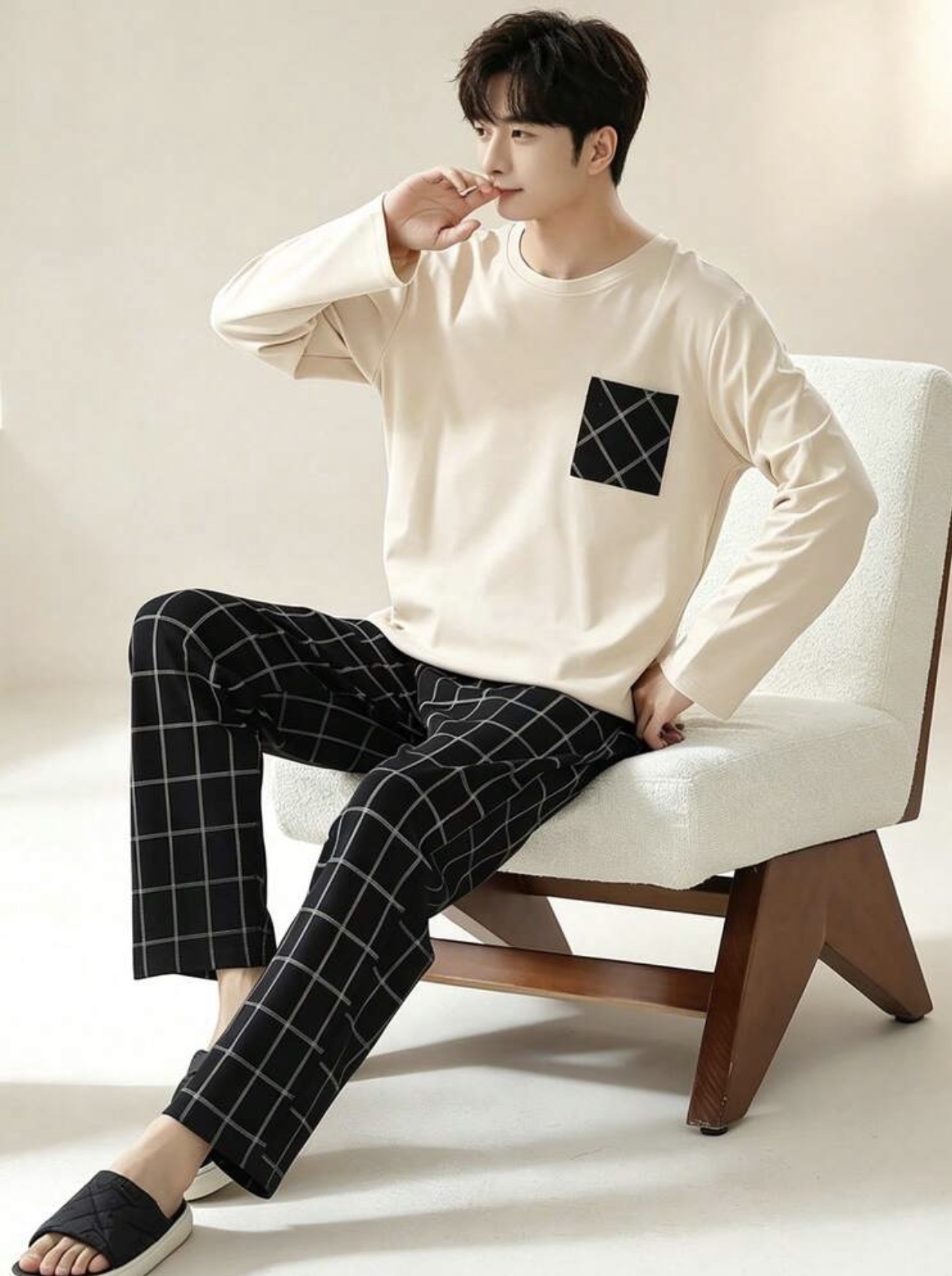 2pcs Men  Casual Loose Fit Round Neck Long Sleeve Top And Plaid Patchwork Pants Homewear Set