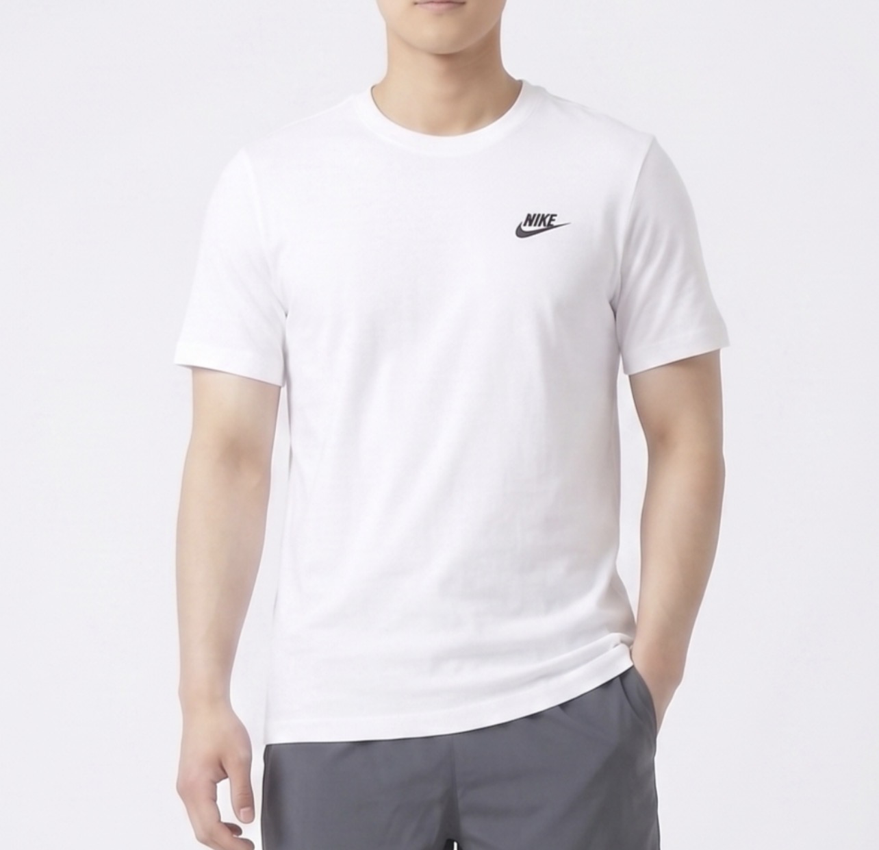 Nike Unisex Futura Logo Sports Club Short-Sleeve T-Shirt