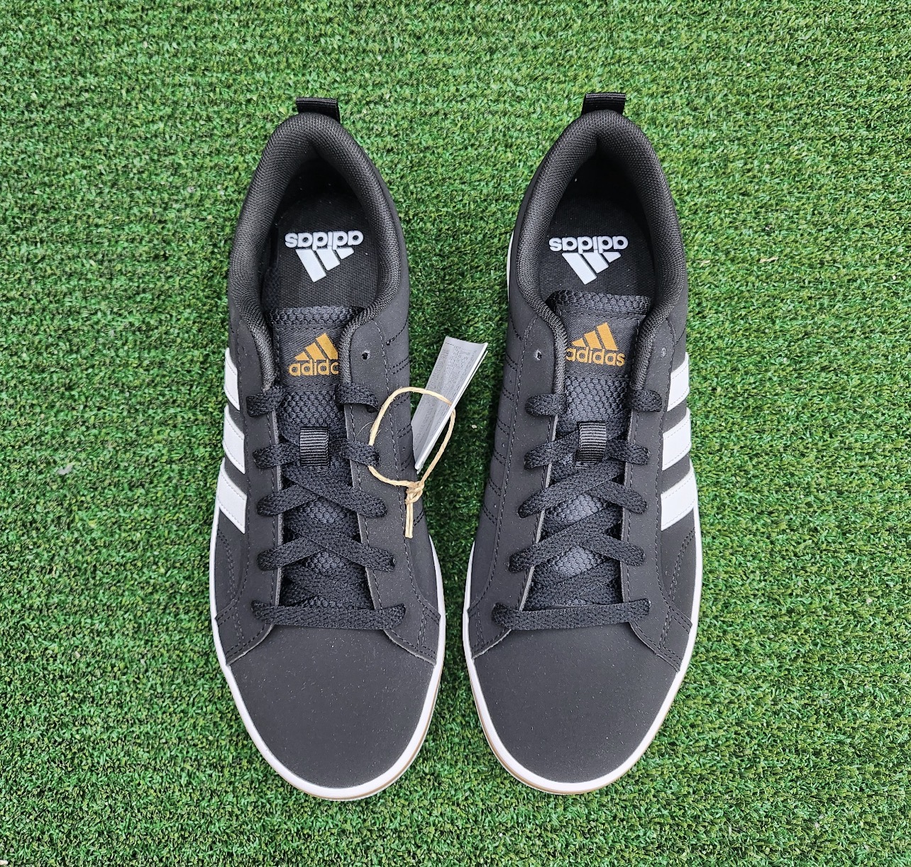 Adidas men’s sneakers