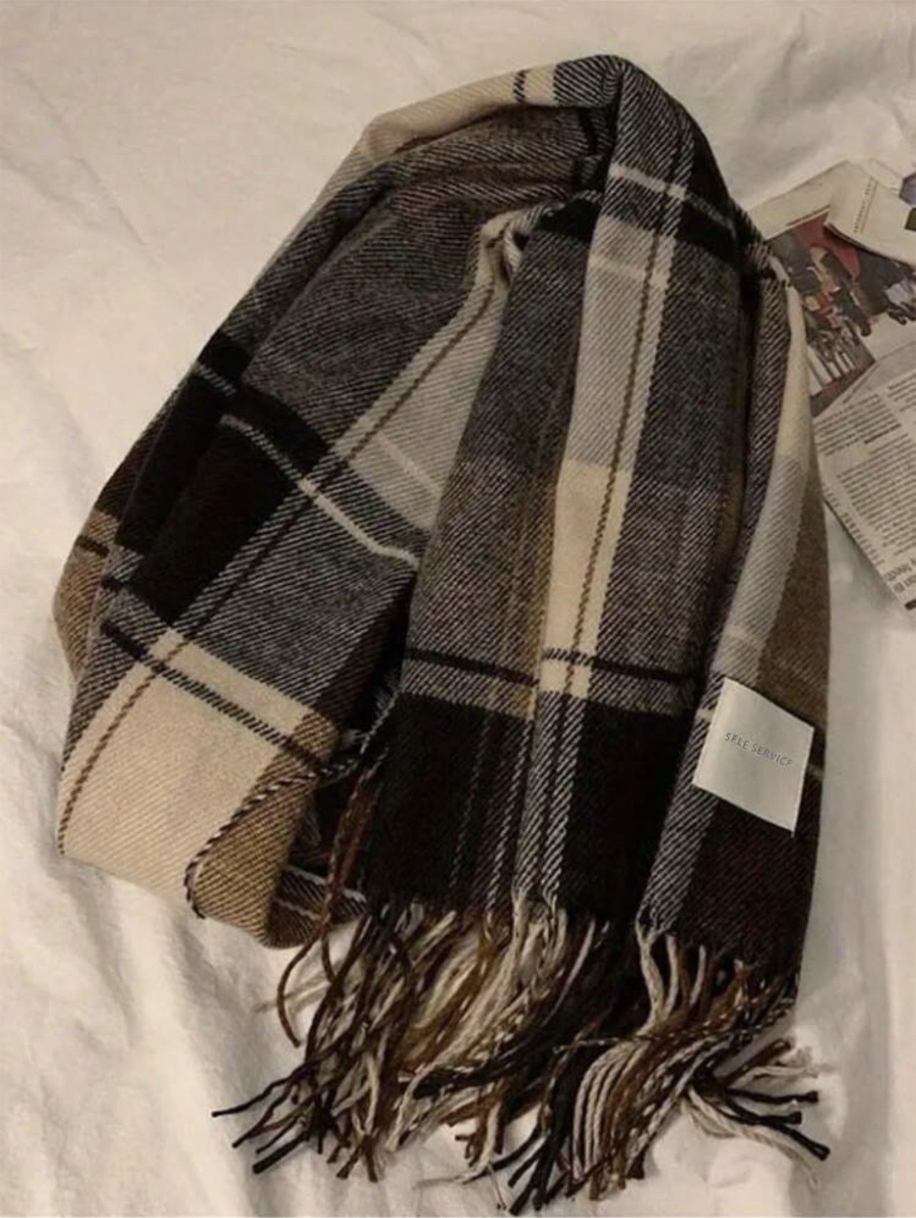 Elegant and Cozy Men Plaid Scarf