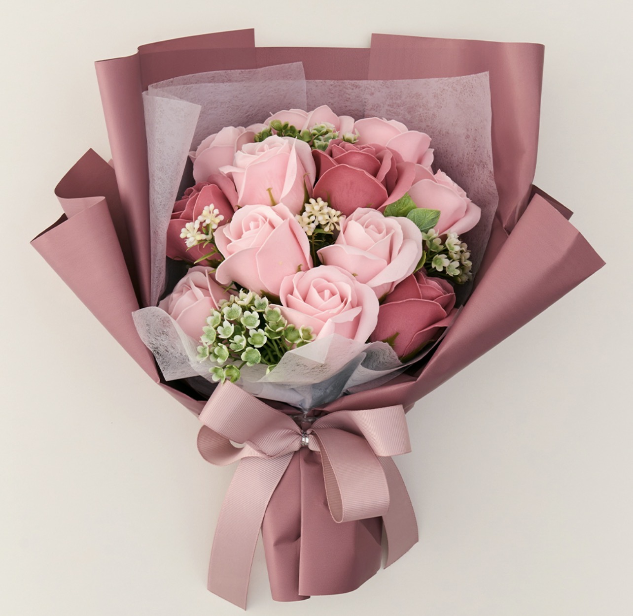 Cocodor soap flower bouquet + shopping bag set